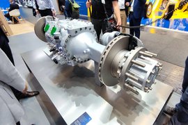 重卡电动化破局者！采埃孚电驱动凭啥成为行业标配？