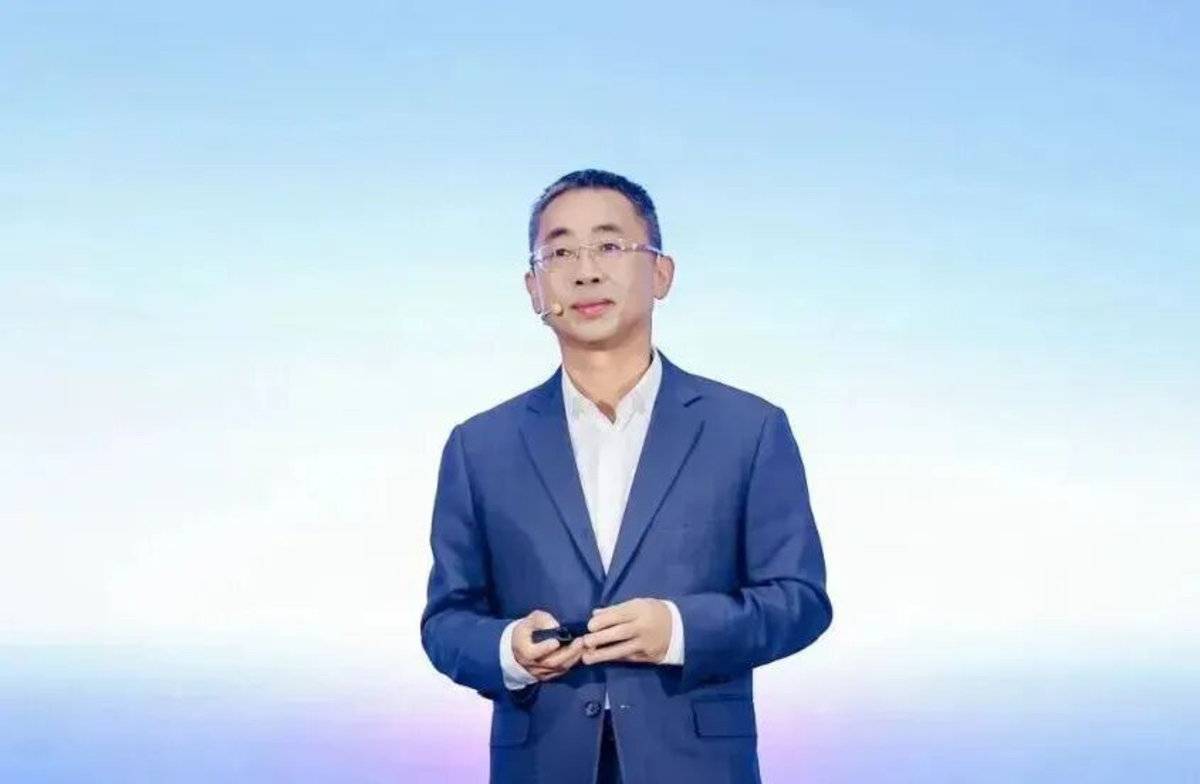 华为智擎新品牌正式启航，华为超充战略及系列新品重磅发布