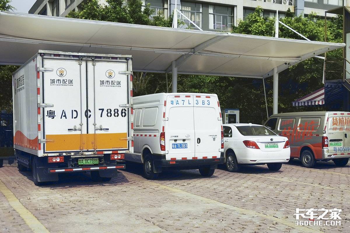 运价油价正式联动!新规能否终结货运低价内卷?