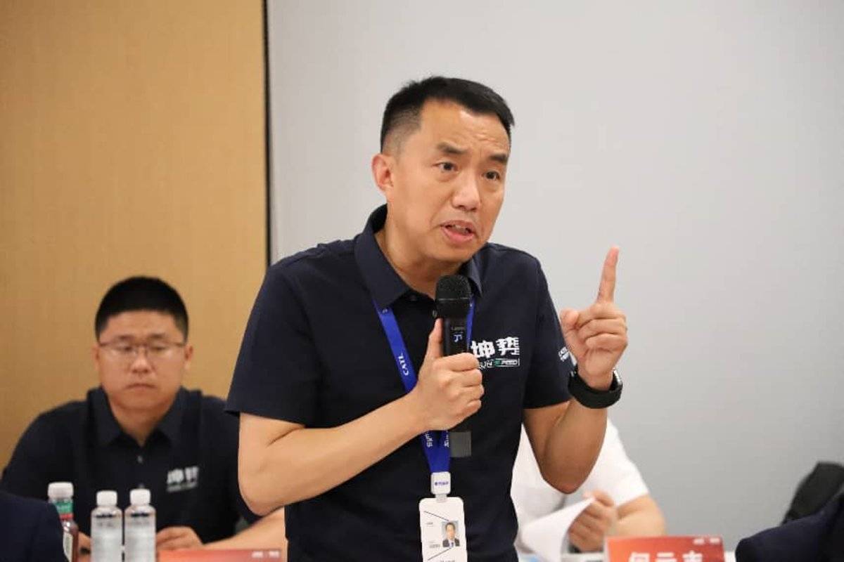 坤聚苏州 鹏启新程 坤鹏ET9引领高端电动轻卡未来图8:胡建国(时代新安)