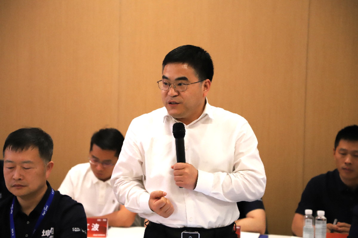 坤聚苏州 鹏启新程 坤鹏ET9引领高端电动轻卡未来图9:余纪邦