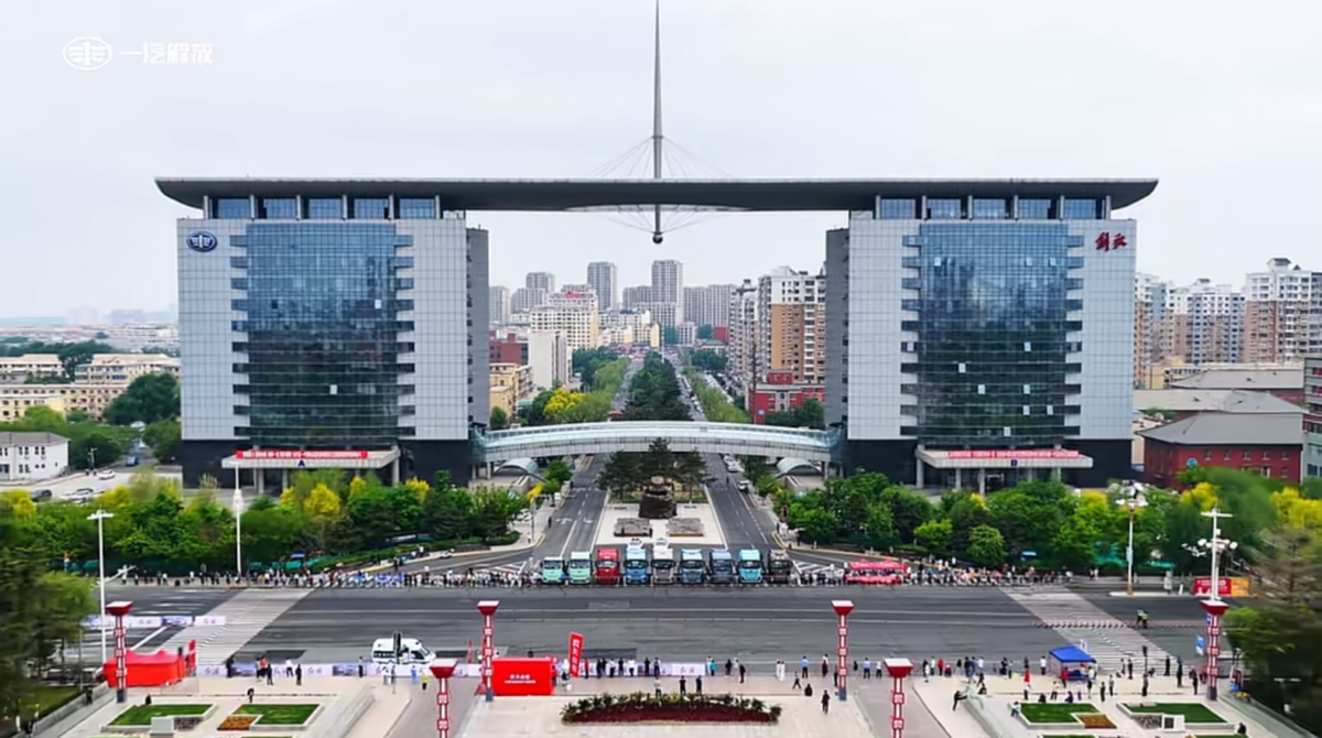 卡圈‘跑者’亮相春城！360截图20260519121517