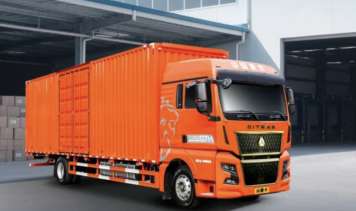 中国重汽汕德卡G7H载货车