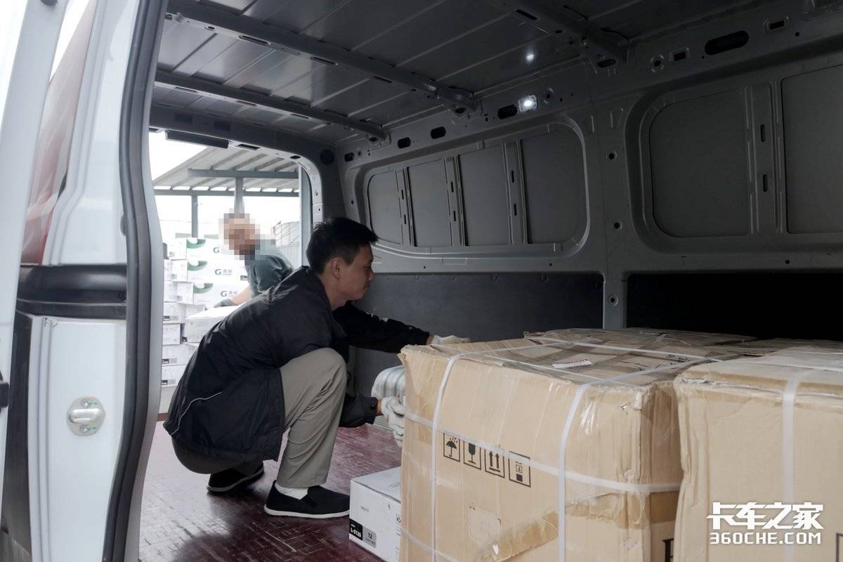 70公里86块还4人抢!平台货运到底卷成了什么样?