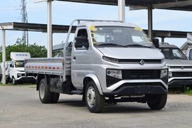 1.6L CNG动力+3.3米栏板货箱！欧铃锋锐F3跑乡镇配送更省钱