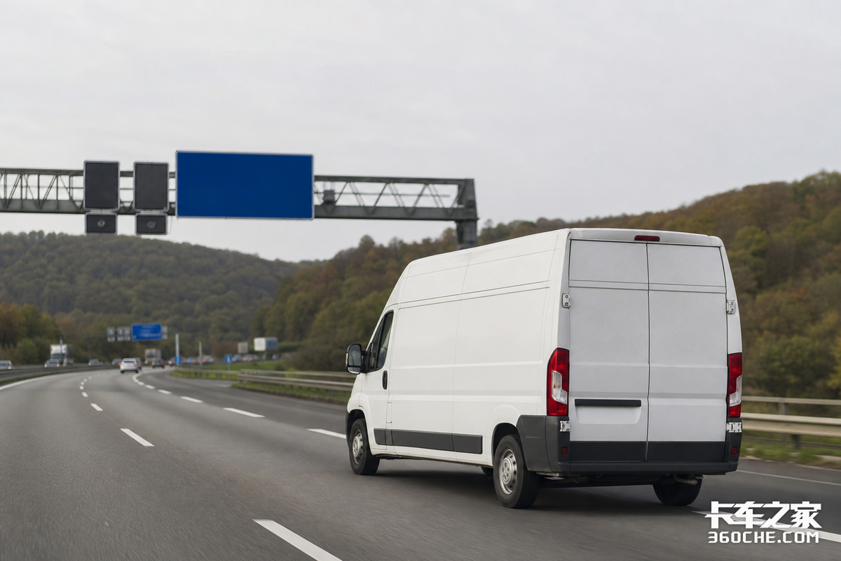 欧洲2.5吨厢货也装记录仪:小车跨境快运还能拼命跑吗?