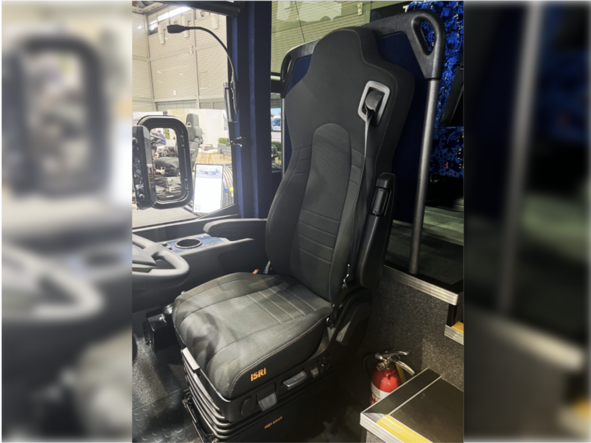 含“伊”度100%?看澳大利亚公共交通展客车的一致选择MAN_seat (2).png