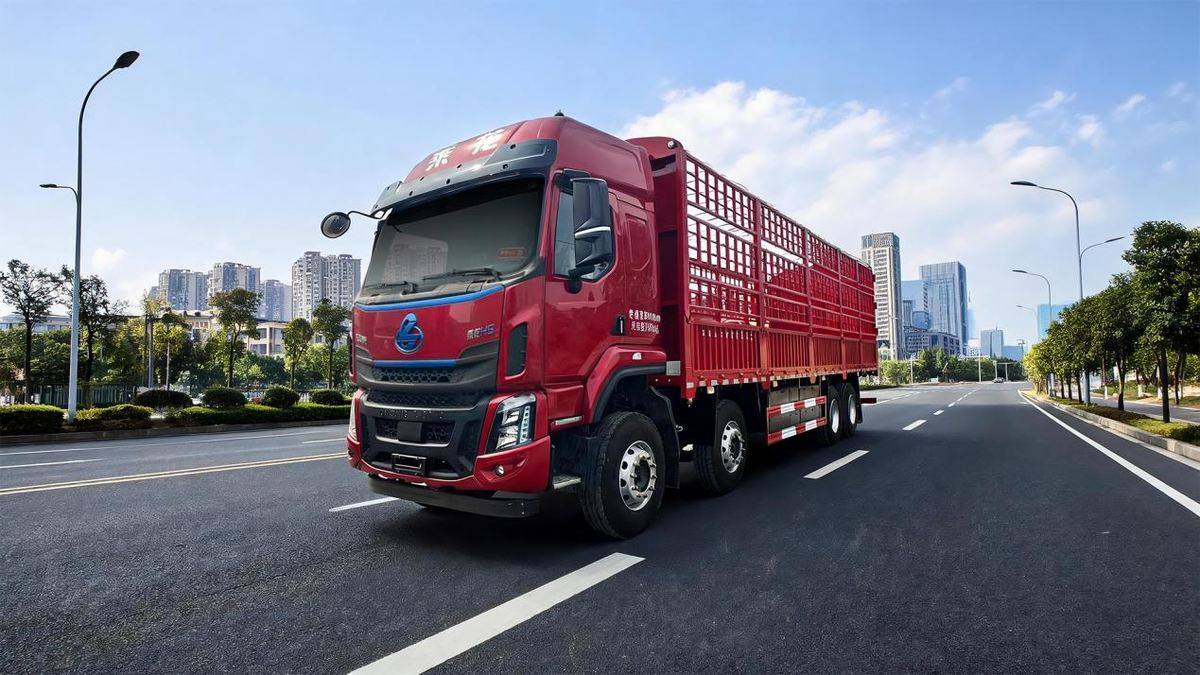 每公里电耗仅1度 乘龙H5 8×4纯电载货车助您稳赚每一程微信图片_20260724095821_12599_44