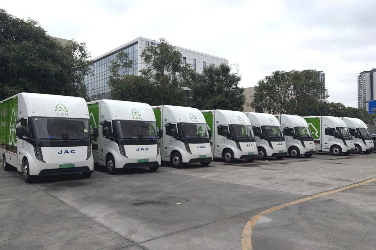 发力高效物流市场 江淮1卡坤鹏ET9二季度销量强势增长210%96d655b7874ca481e69b33eb31088623