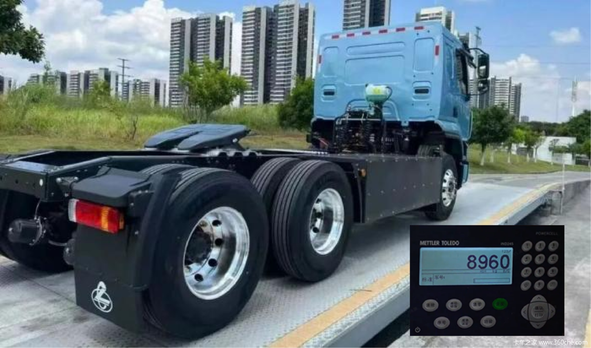 乘龙H5超轻版纯电牵引车:多拉快跑更省电 每年多赚3.6万元