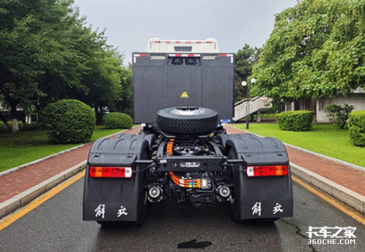 第410批牵引车:钠电上车 纯电牵引车自重轻至4.95吨