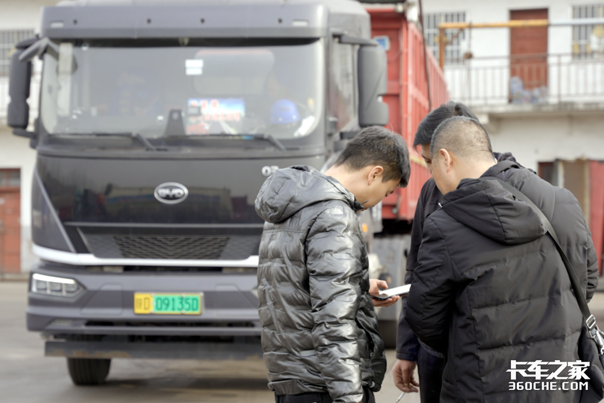 3万公里补能通道在路上 纯电重卡跑长途还难在哪?