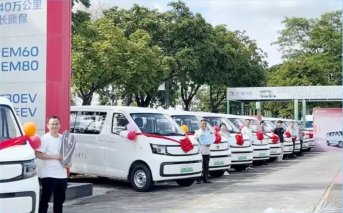 10台猎手+22台睿行EM60交付 长安凯程加码场景化用车