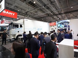 Here to stay！三一重卡携量产旗舰产品亮相德国汉诺威国际商用车展