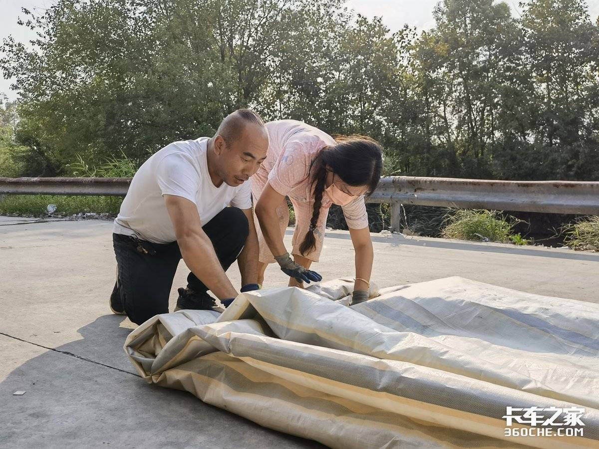 司机一边骂平台,一边离不开平台:货运降本的账,最后算到了谁头上?