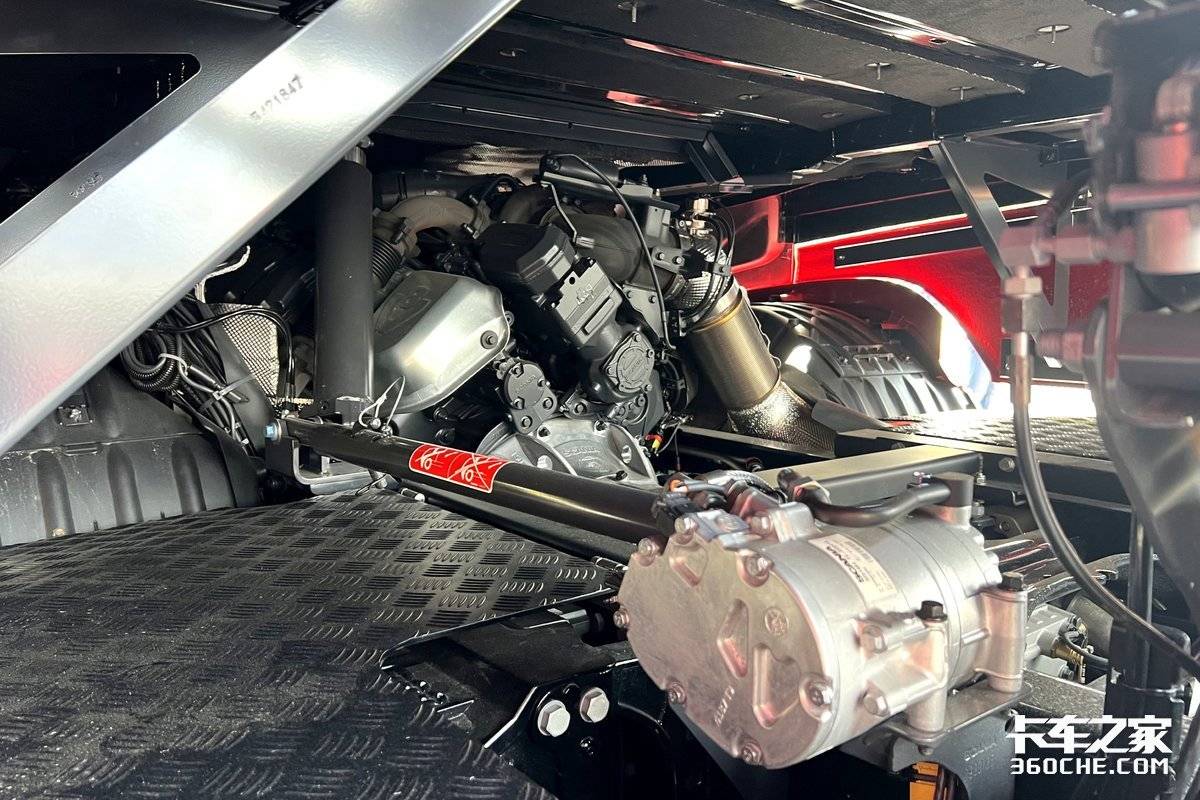 2026 IAA:770马力V8配“大平层” 史上最“壕”的斯堪尼亚现身了!
