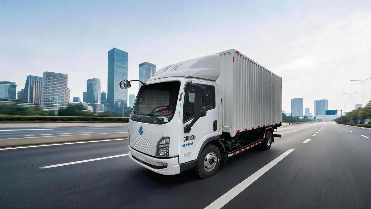 420km长续航+16分钟快充,乘龙翼威2纯电轻卡领跑城配运输e570b7b219b3b78f4bc77c8aa2cebcce