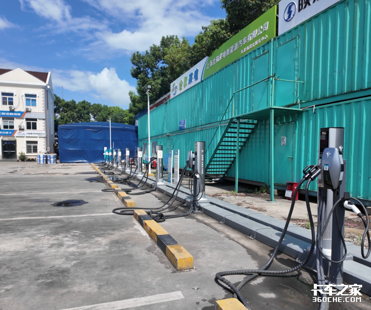 车还没卖,先得解决充电:一家重卡4S店的第二门生意