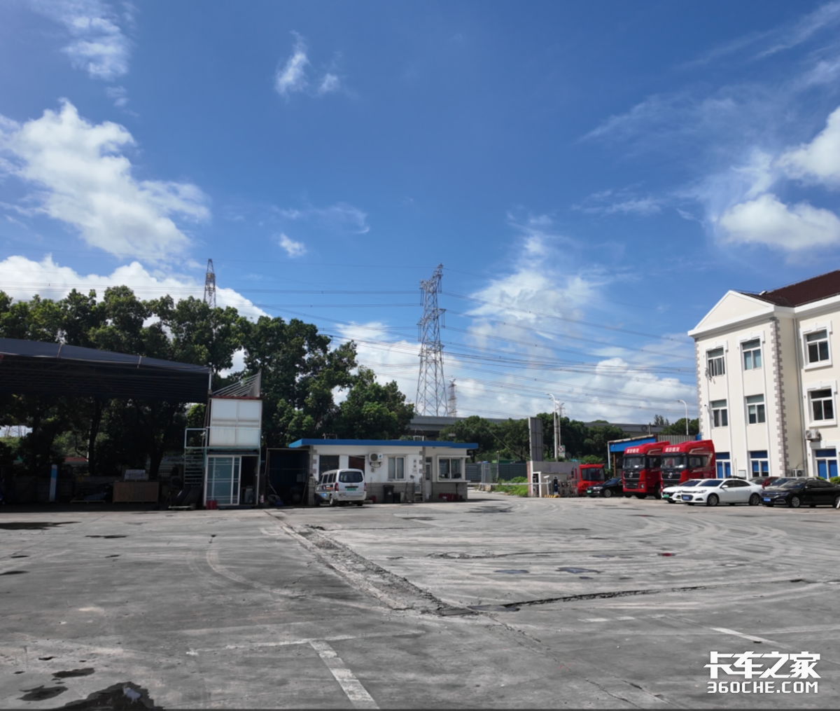 车还没卖,先得解决充电:一家重卡4S店的第二门生意