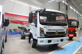 城里送百货、城郊跑商超，看看东风乾坤K6E的随车配置
